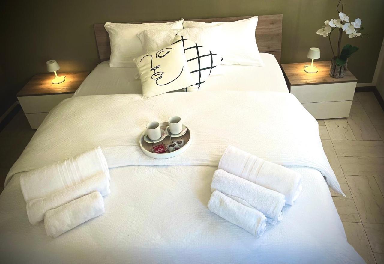 Civico 31 Apartment แวร์เชลลี ภายนอก รูปภาพ